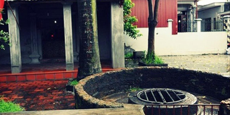 Giếng nước ở vị trí trung tâm